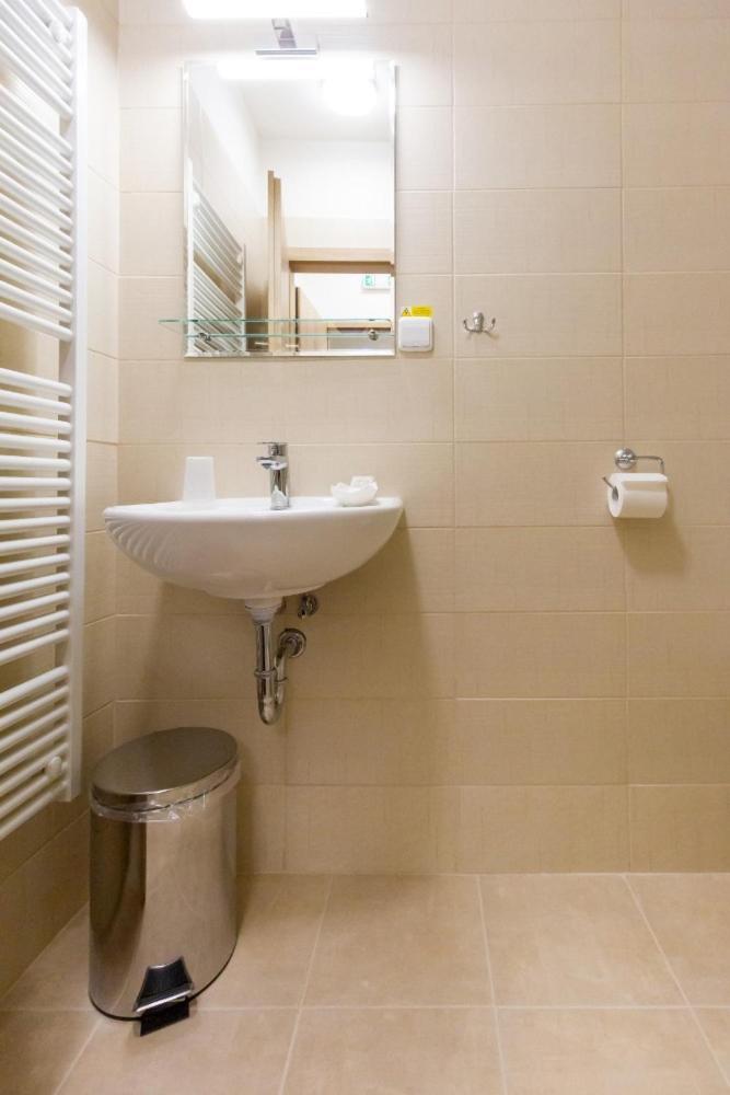 Hotel Ungar Свитави Экстерьер фото